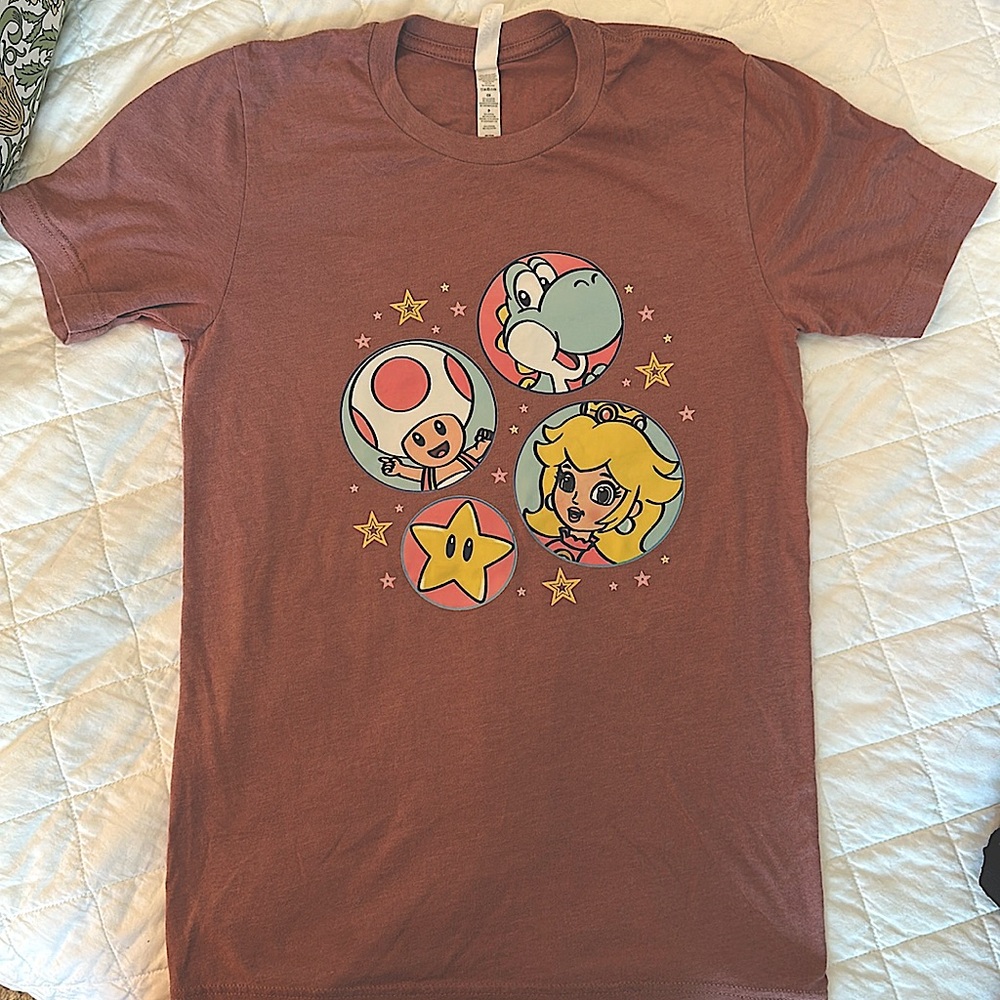 Super Mario dusty pink t-shirt size small